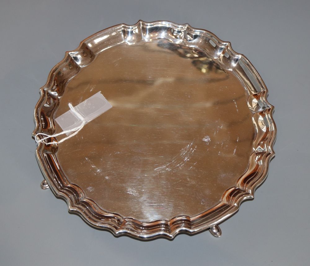 A George V silver salver, Barker Brothers, Chester, 1916, 20.6cm, 10.5 oz.